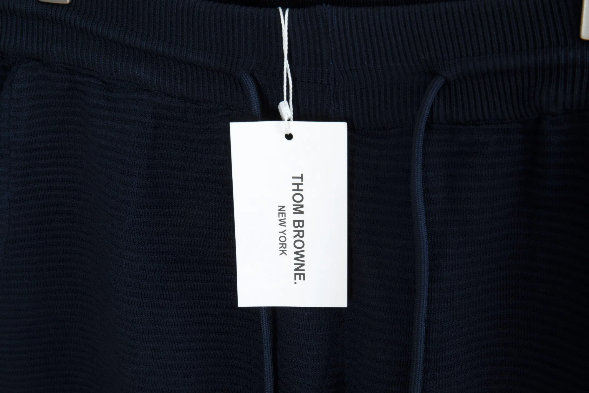 𝑻𝒉𝒐𝒎 𝑩𝒓𝒐𝒘𝒏𝒆 Classic 𝑻𝒉𝒐𝒎 𝑩𝒓𝒐𝒘𝒏𝒆 . Classic ， ， ， Same Style Same Style TB + + ：Gray Navy Blue ：1/2/3/4